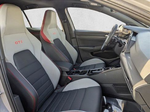 Used 2024 Volkswagen GTI SE image 21