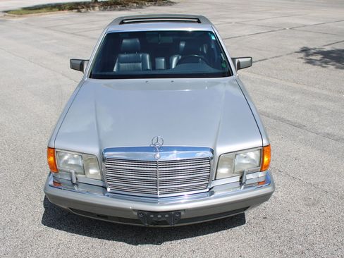 Used 1990 Mercedes-Benz 300 SE image 7