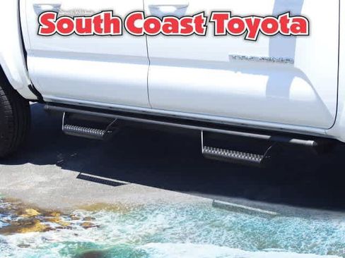 Used 2017 Toyota Tacoma TRD Sport RWD image 10