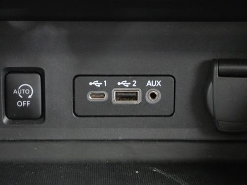 Used 2024 Nissan Sentra SV image 21