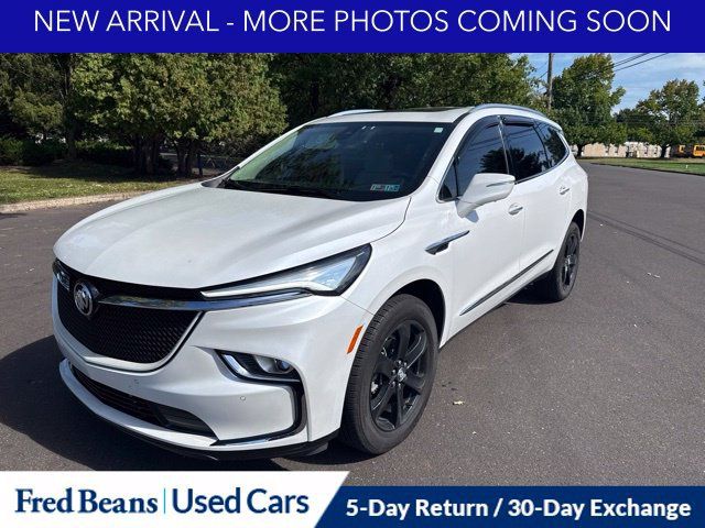 Used 2024 Buick Enclave Essence w/ Experience Buick Package AWD/4WD image 3