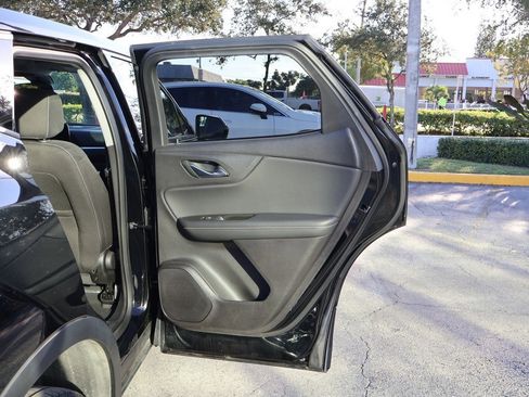 Used 2023 Chevrolet Blazer LT image 23