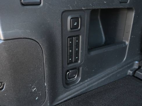 Used 2025 Ford Expedition Active AWD/4WD image 17