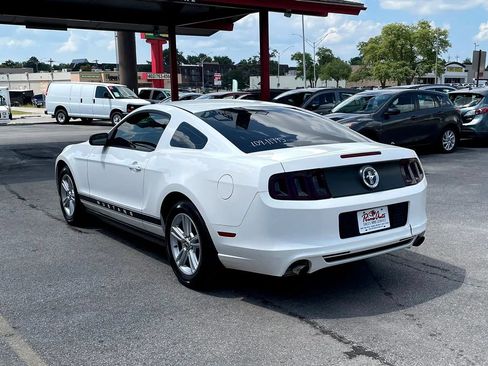 Used 2013 Ford Mustang Coupe RWD image 4