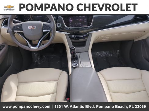 Used 2021 Cadillac XT6 Premium Luxury image 17