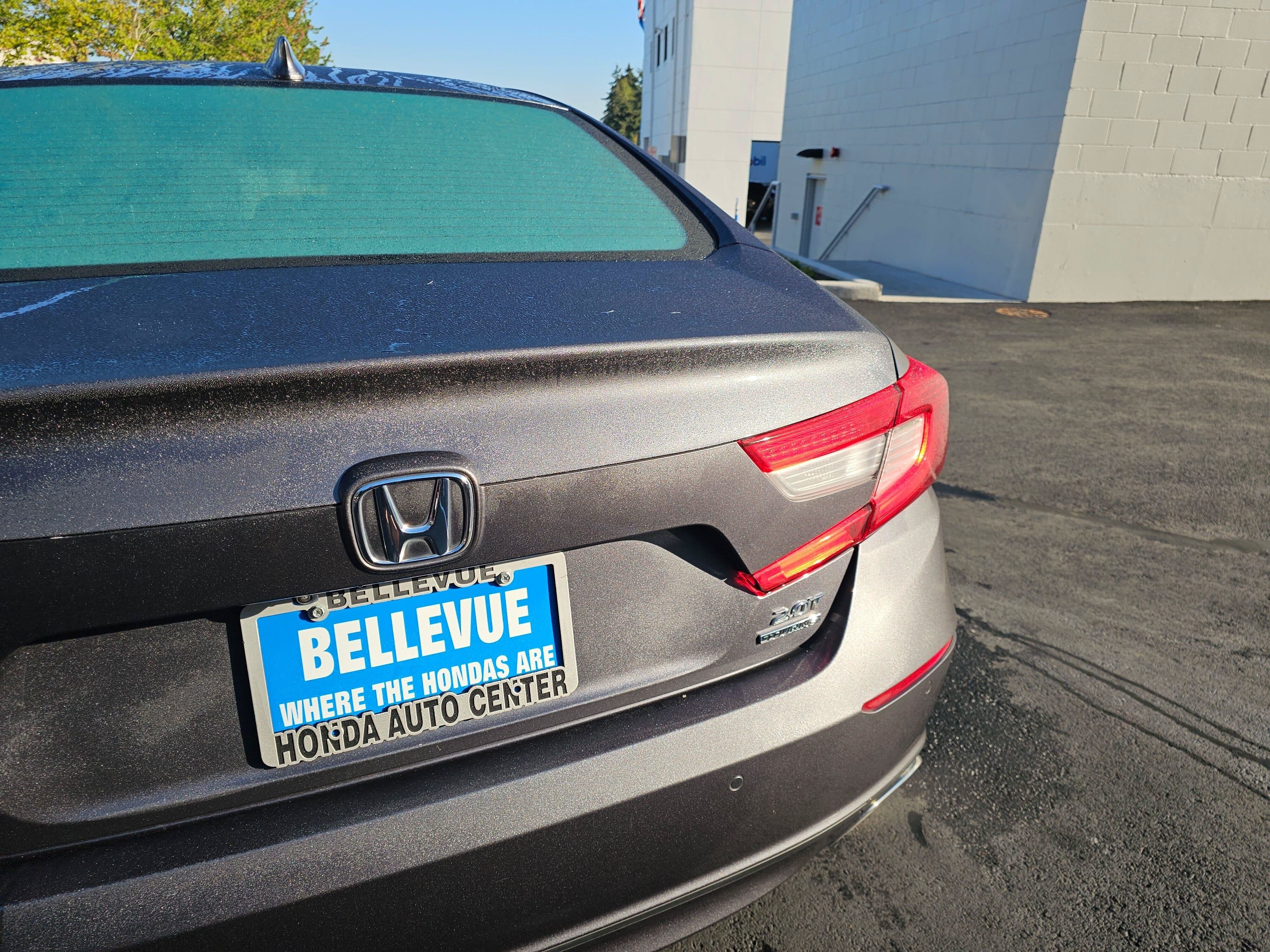 Used 2018 Honda Accord Touring image 17