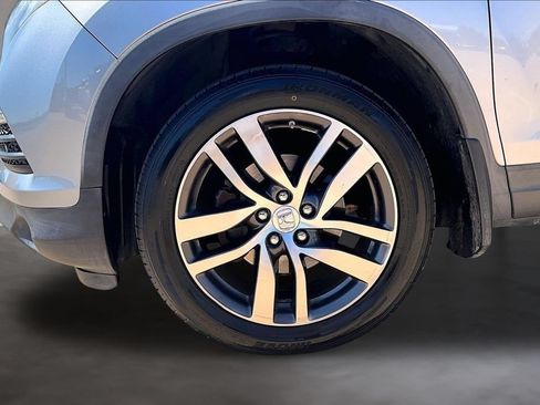 Used 2017 Honda Pilot Elite image 8