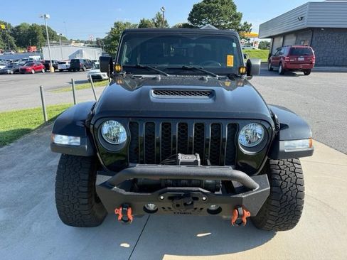 Used 2023 Jeep Gladiator Mojave w/ Cold Weather Group AWD/4WD image 3