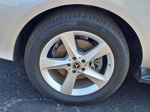 Certified 2018 Mercedes-Benz GLE 350 4MATIC w/ Premium 2 Package image 13