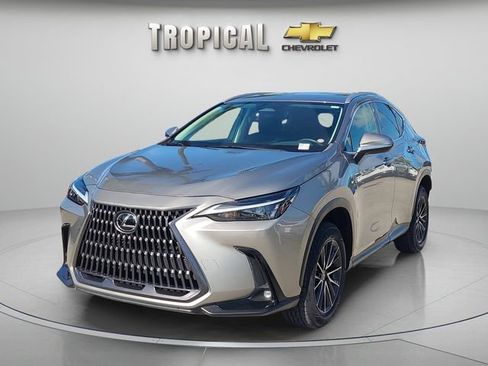 Used 2023 Lexus NX 250 FWD w/ Towing Package (2000 Lbs) image 1