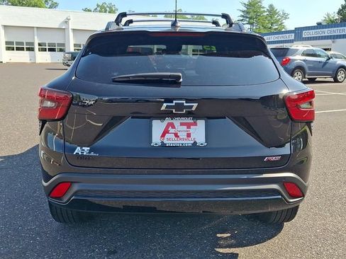 Certified 2025 Chevrolet Trax RS w/ Driver Confidence Package FWD image 5