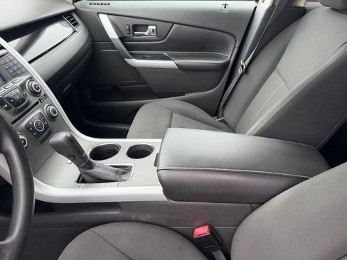 Used 2014 Ford Edge SE w/ Equipment Group 101A FWD image 12