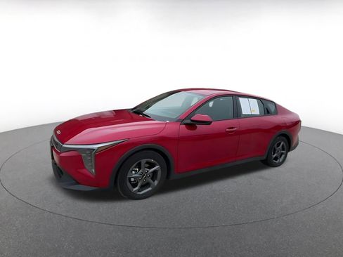 Used 2025 Kia K4 LXS image 7