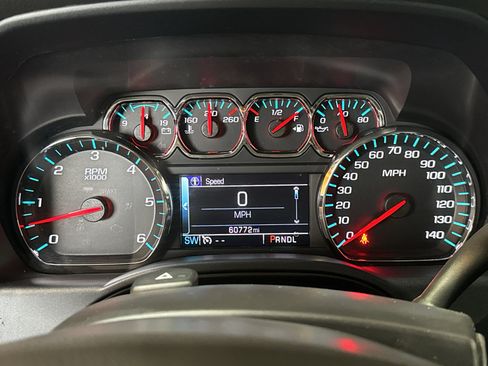 Used 2017 Chevrolet Silverado 1500 LT w/ All Star Edition AWD/4WD image 25