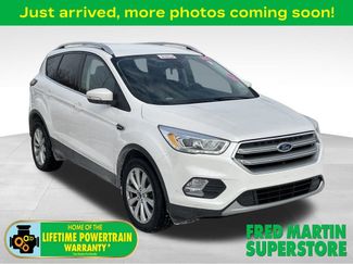 Used 2017 Ford Escape Titanium video 1