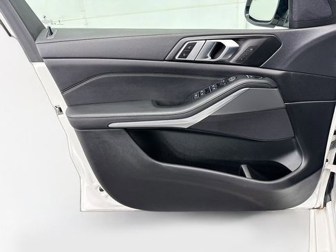 Used 2023 BMW X5 sDrive40i w/ M Sport Package image 23