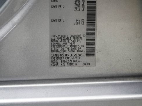 Used 2024 Nissan Altima 2.5 SR FWD image 39