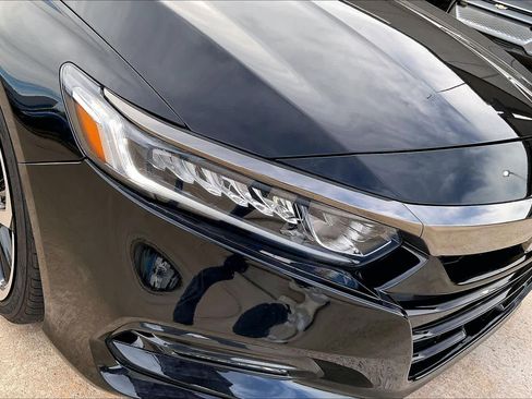 Used 2018 Honda Accord Sport image 26