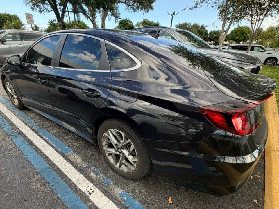 Used 2023 Hyundai Sonata SEL FWD image 4