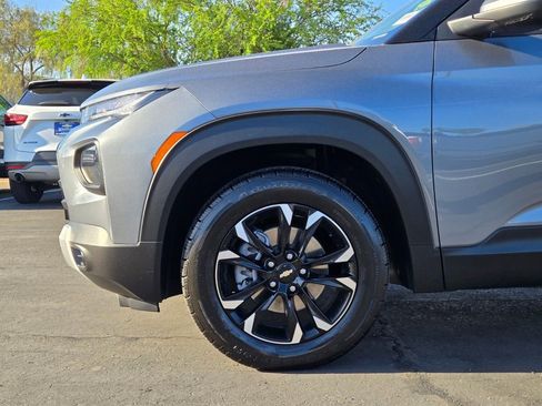 Used 2021 Chevrolet TrailBlazer LT w/ Convenience Package AWD/4WD image 9