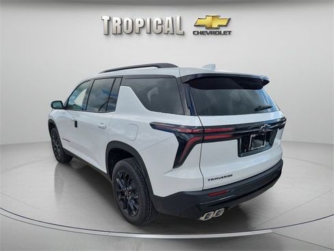 New 2026 Chevrolet Traverse LT w/ Midnight/Sport Edition image 3