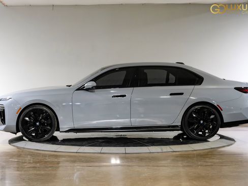 Used 2023 BMW 740i 740i image 13