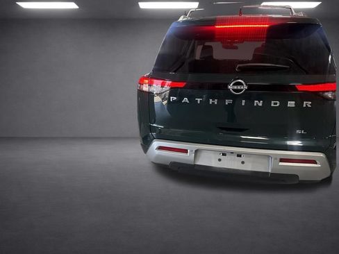 Used 2022 Nissan Pathfinder SL FWD image 19