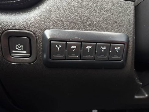 Used 2023 Chevrolet Silverado 3500 LT w/ Fleet Comfort Package image 51