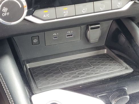 Certified 2023 Nissan Altima 2.5 SV w/ SV Premium Package AWD/4WD image 19