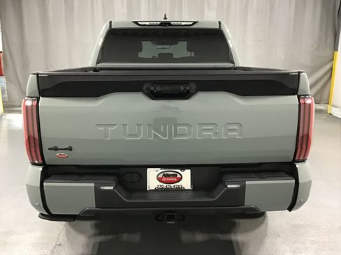 Used 2024 Toyota Tundra Platinum AWD/4WD image 7