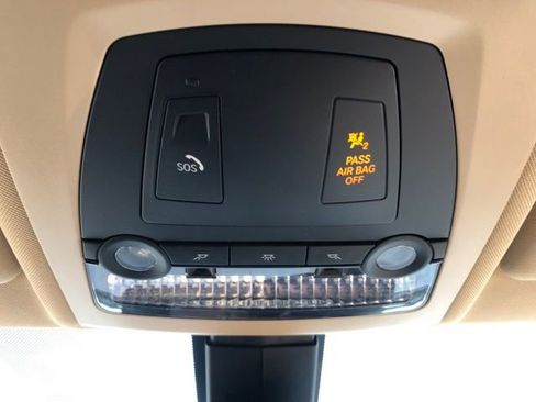 Used 2017 BMW X3 sDrive28i RWD image 19