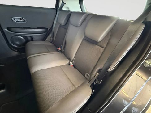 Used 2019 Honda HR-V LX image 13