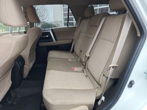 Used 2016 Toyota 4Runner SR5 image 14