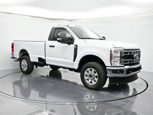 Used 2024 Ford F350 XLT w/ 360-Degree Camera Package image 3