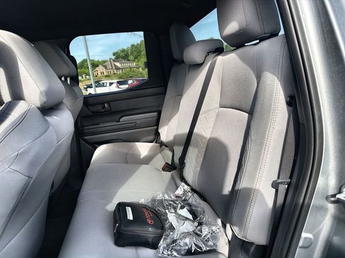 Used 2024 Toyota Tacoma SR5 AWD/4WD image 21