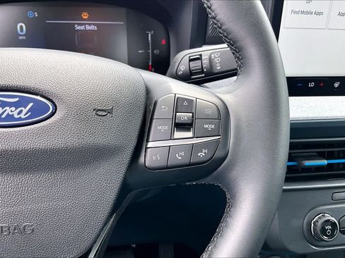 Used 2025 Ford Maverick XLT w/ XLT Luxury Package AWD/4WD image 25