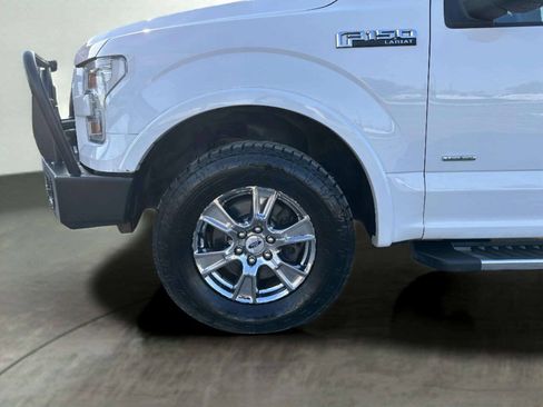Used 2015 Ford F150 Lariat w/ Equipment Group 502A Luxury AWD/4WD image 31
