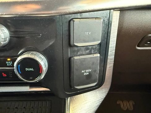 Used 2023 Ford F150 King Ranch w/ Equipment Group 601A High AWD/4WD image 24