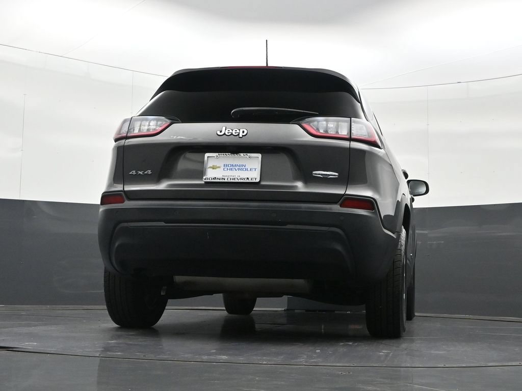 Used 2019 Jeep Cherokee Latitude Plus AWD/4WD image 27