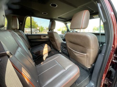 Used 2015 Ford Expedition King Ranch RWD image 9