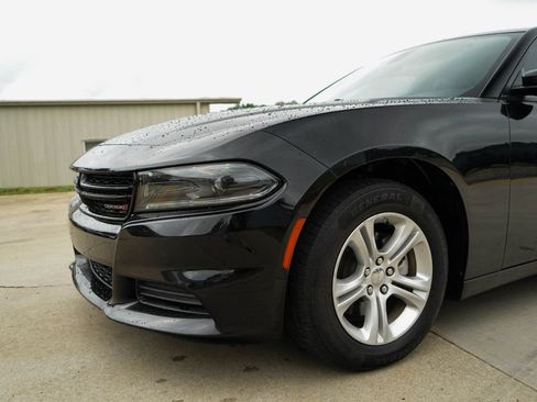 Used 2023 Dodge Charger SXT RWD image 16