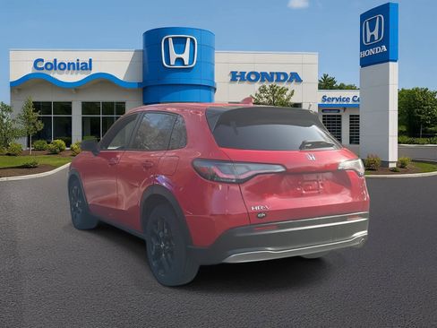 Used 2024 Honda HR-V Sport image 8