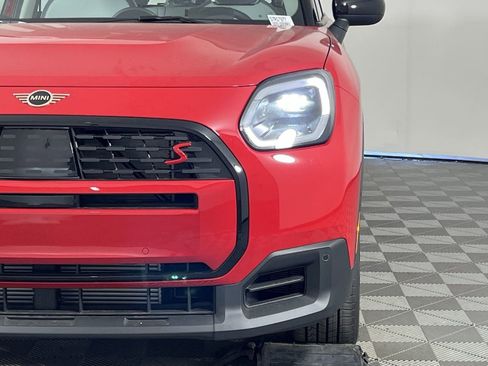 Certified 2025 MINI Cooper Countryman S image 9