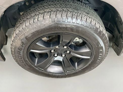 Used 2024 RAM 1500 Big Horn AWD/4WD image 30