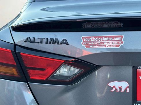 Used 2022 Nissan Altima 2.5 SR w/ Midnight Edition Package AWD/4WD image 39