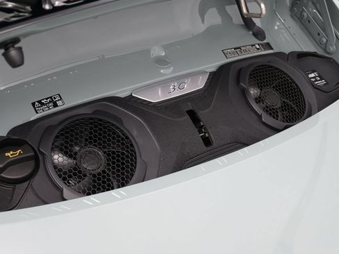 Certified 2025 Porsche 911 Carrera RWD image 28