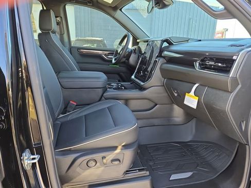 New 2026 GMC Yukon XL Elevation image 39