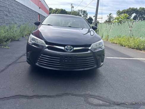 Used 2015 Toyota Camry XLE FWD image 1