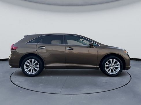 Used 2013 Toyota Venza XLE FWD image 8