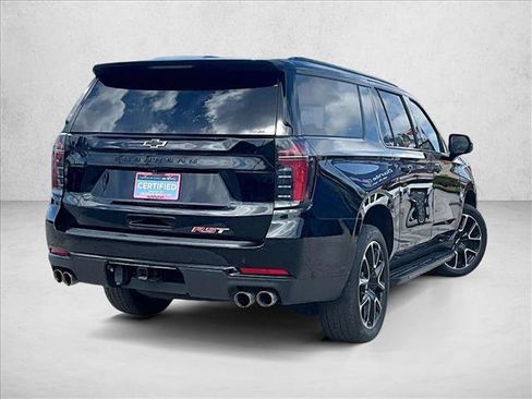 Certified 2025 Chevrolet Suburban RST image 2